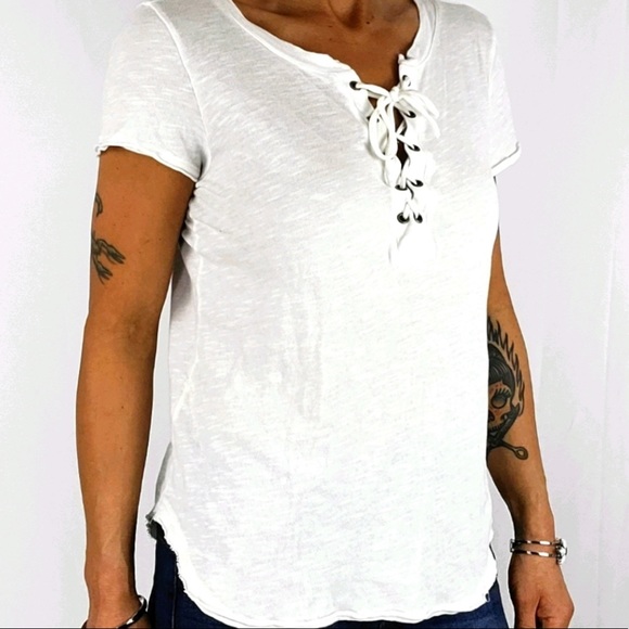 🔥BILLABONG🔥WHITE LACE UP TOP SIZES XS & M NWT - Picture 4 of 4